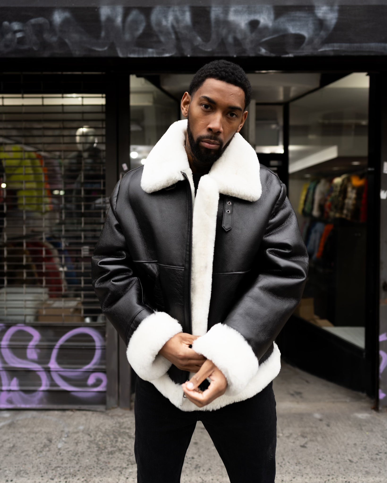 MEN's SHEARLING- KANAN B3 BLACK & WHITE