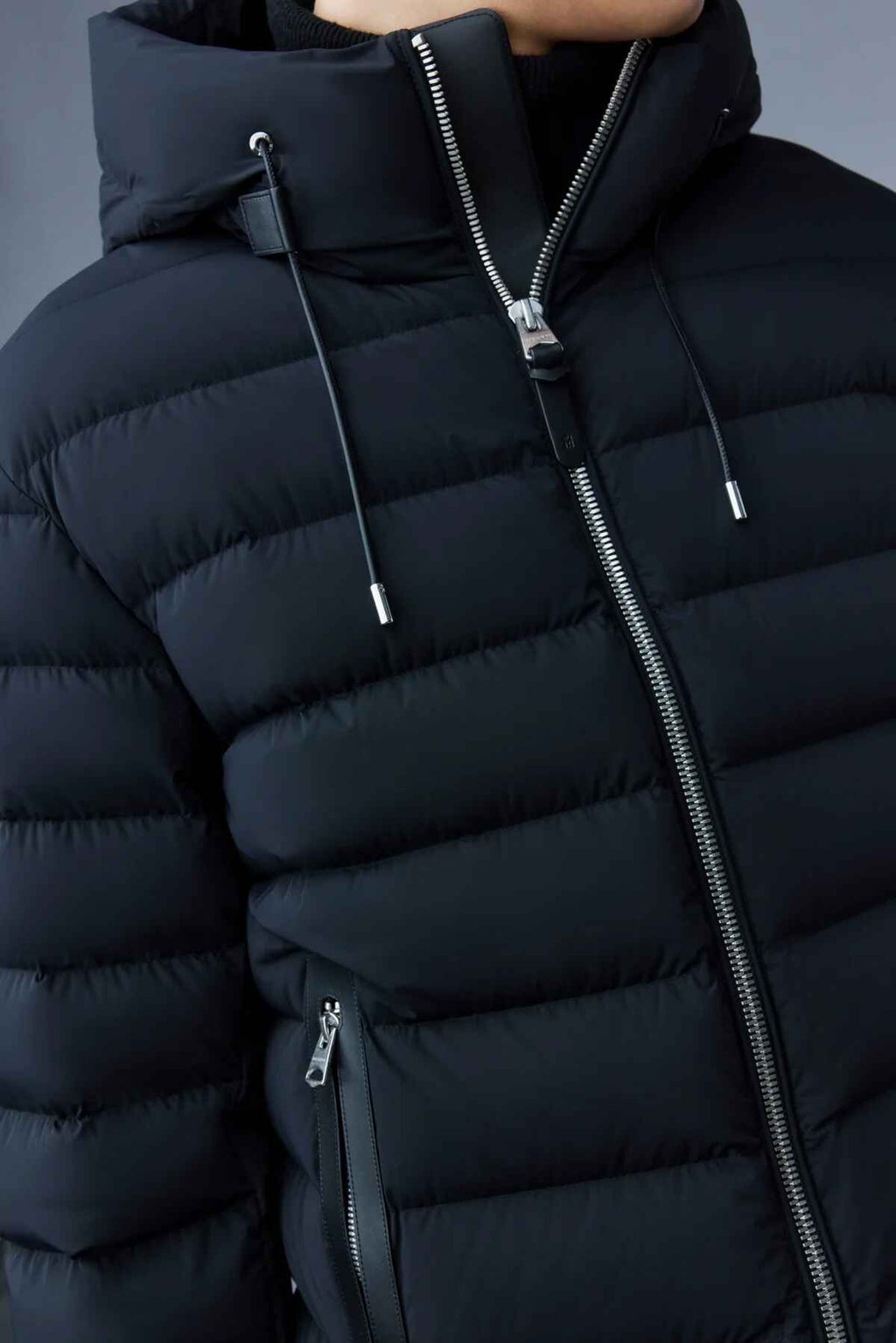 Men's Adjustable Hood Elasticated Hems And Cuffs Down Jacket
