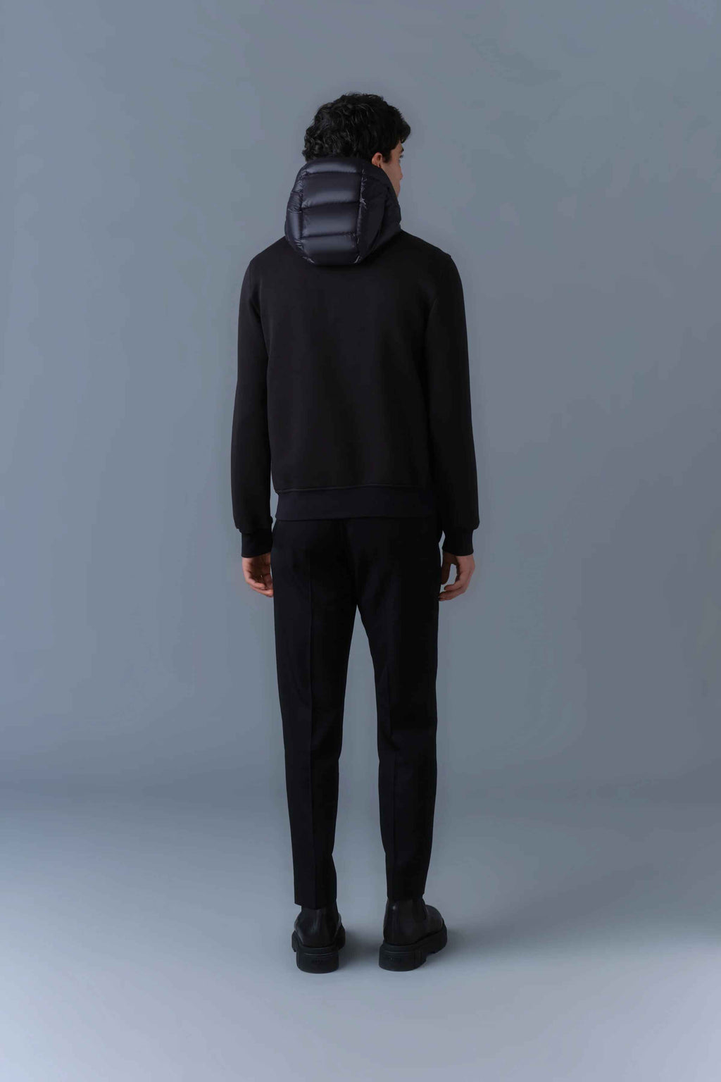 Men's Black Regular Fit Hooded Hybrid Puffer Jacket