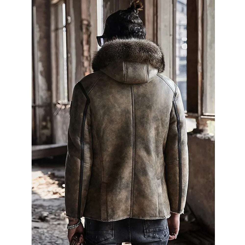 Brauner Herrenmantel aus Leder mit Lammfell
