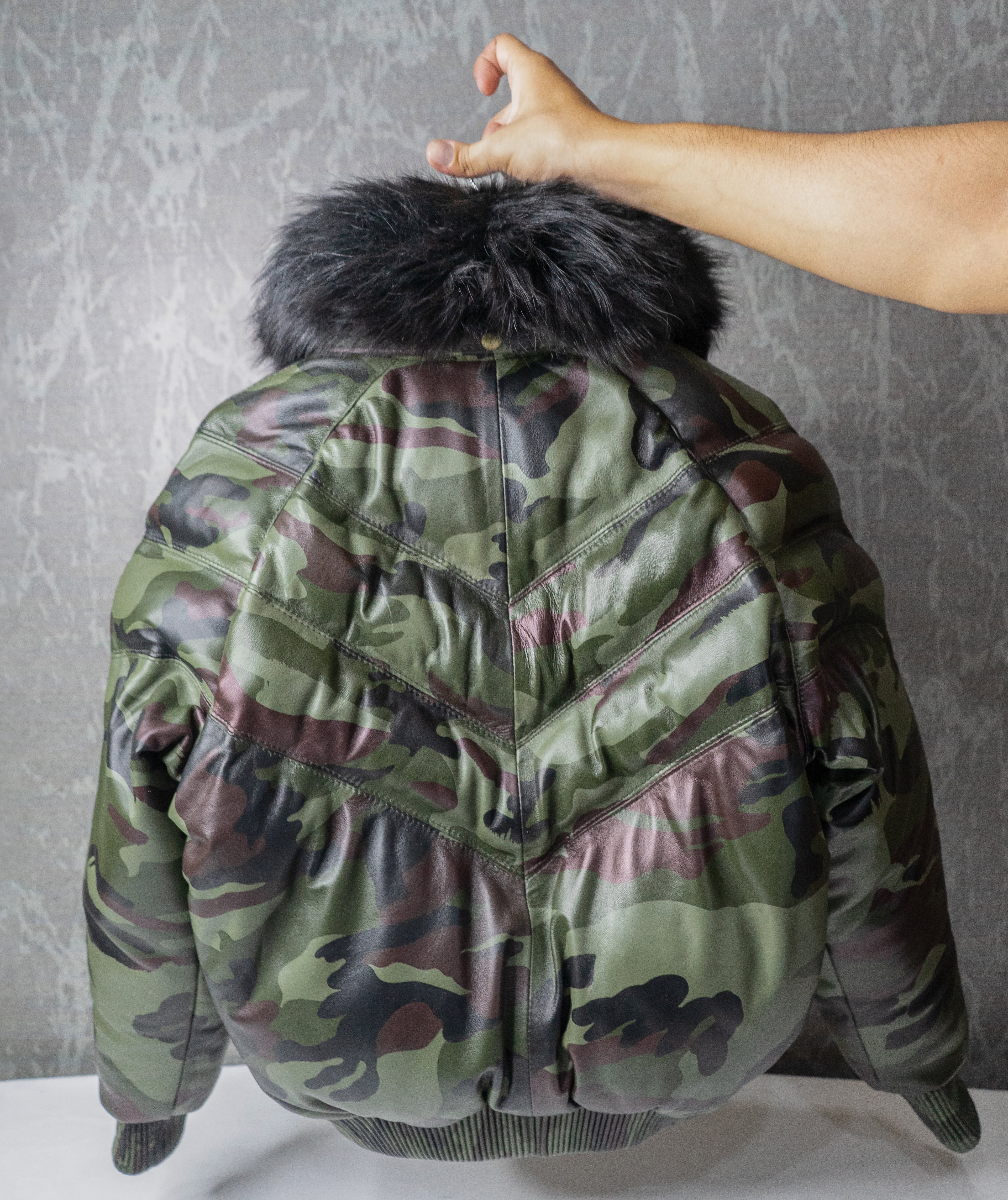Men's Camo 100% Duck Down Real Fur Collar V-Bomber  Sheepskin Leather Jacket
