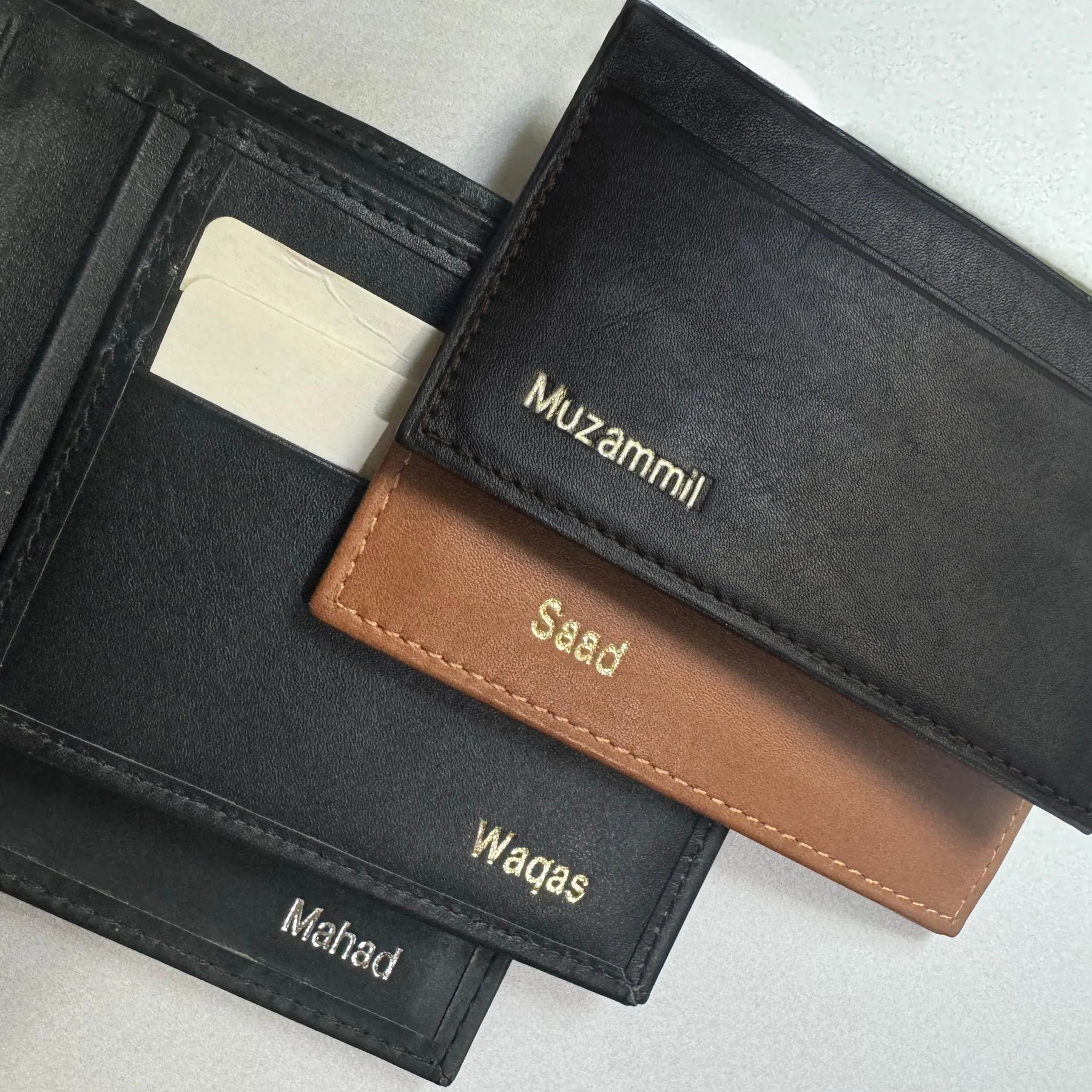 Men's Gray Leather Wallet With 8 Multi Functional Card Pockets