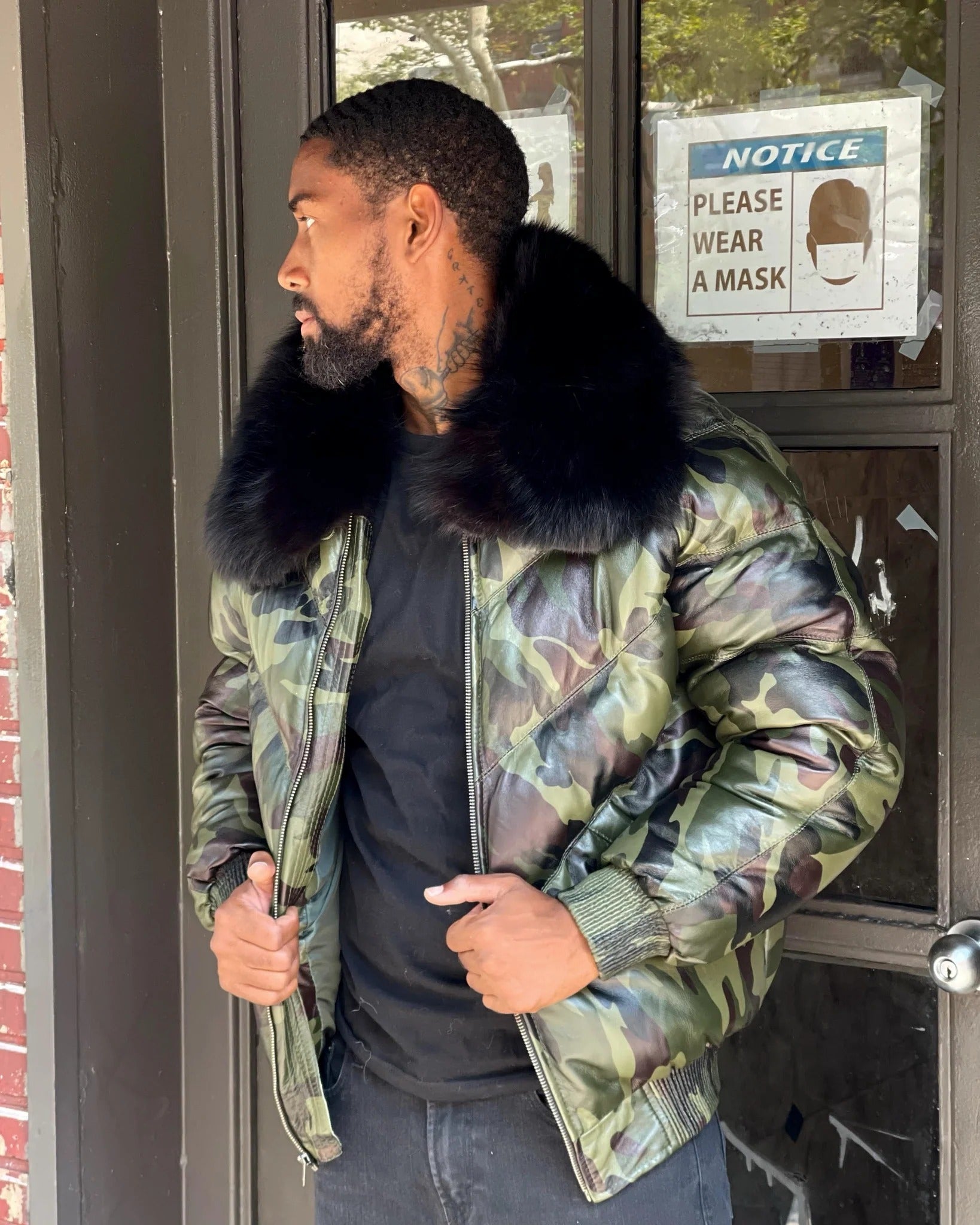 Men's V BOMBER- CAMO