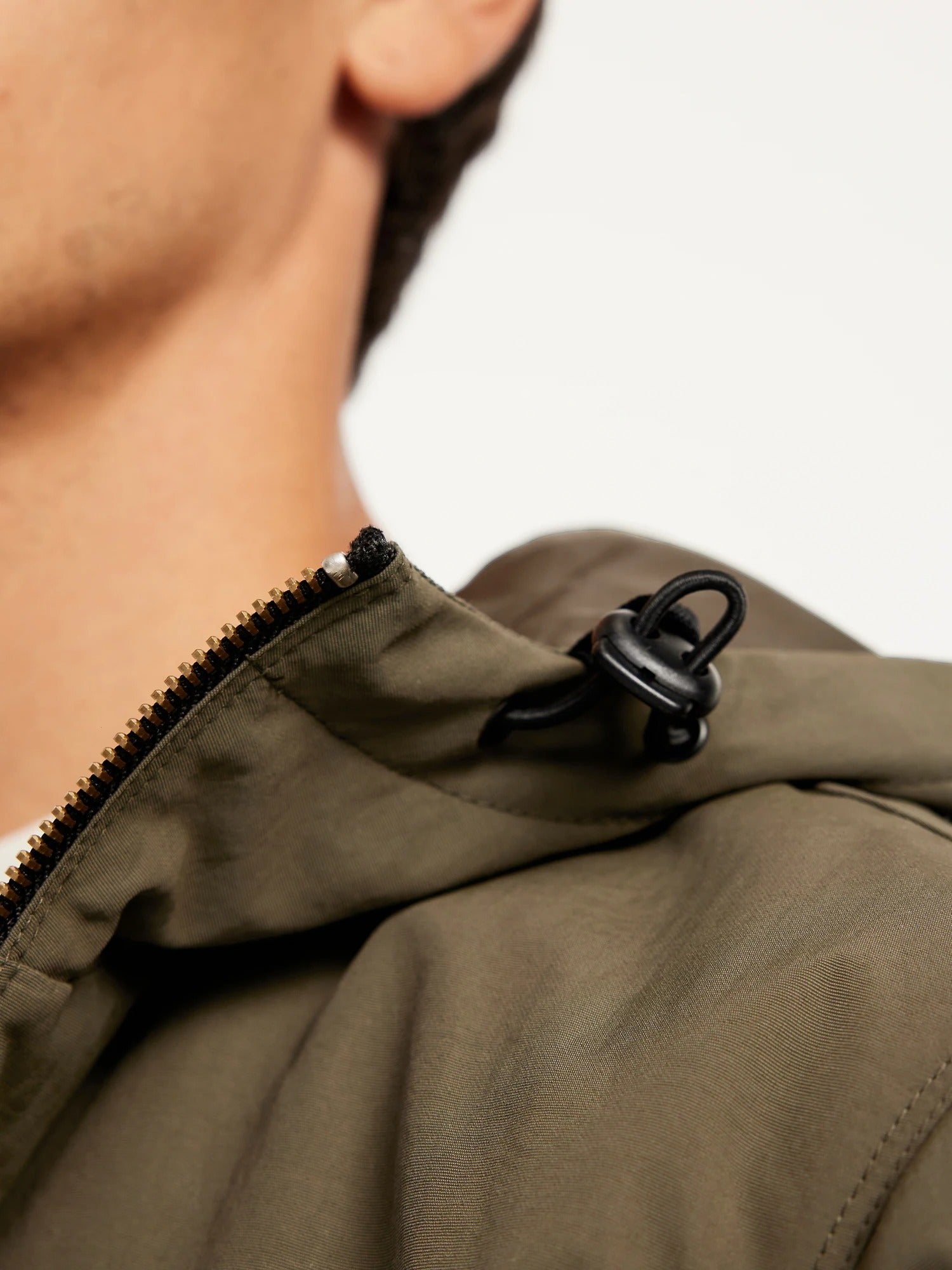 Men's Water-Resistant Tech Zip Jacket in Heritage Green