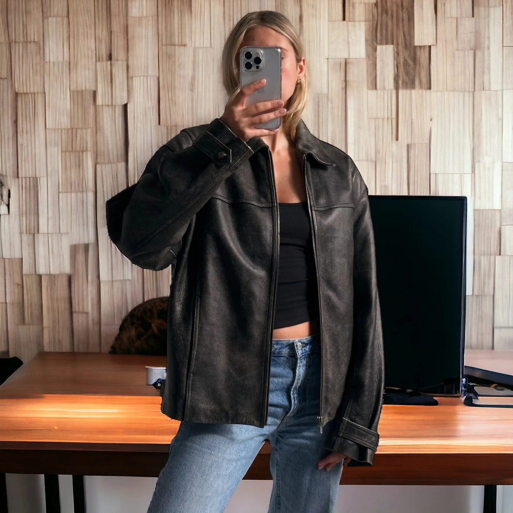 Schwarze Oversize-Lederjacke im 90er-Jahre-Stil für Damen