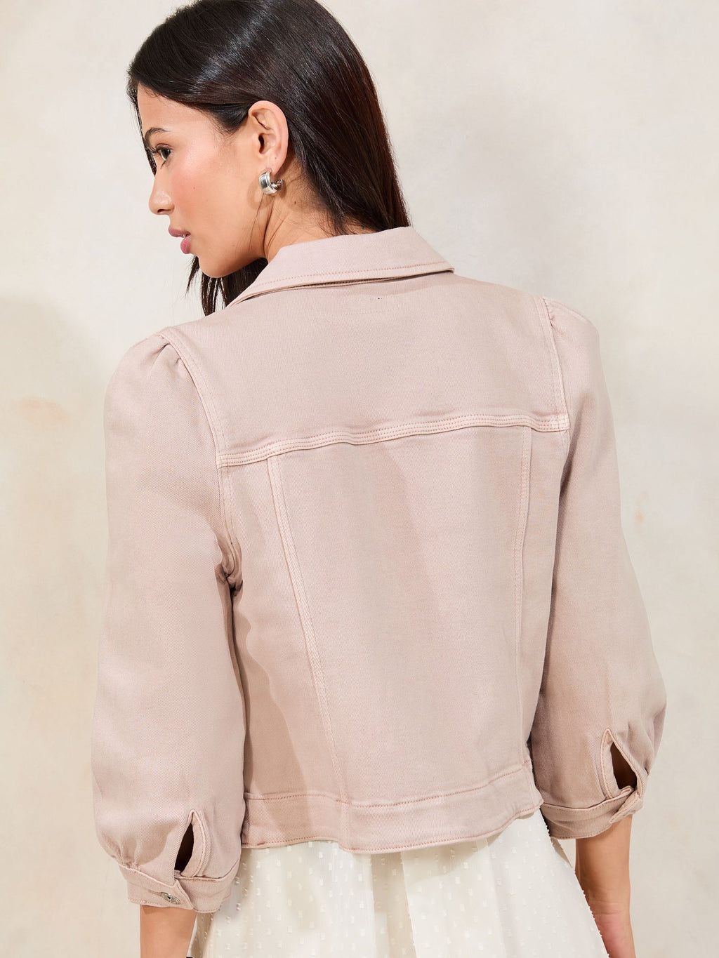 Women's Collared Denim Jacket With Puff Sleeve Shoulder