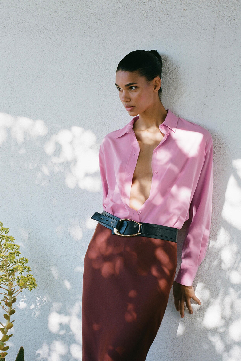 Women's Oval Metal Buckle Leather Belt