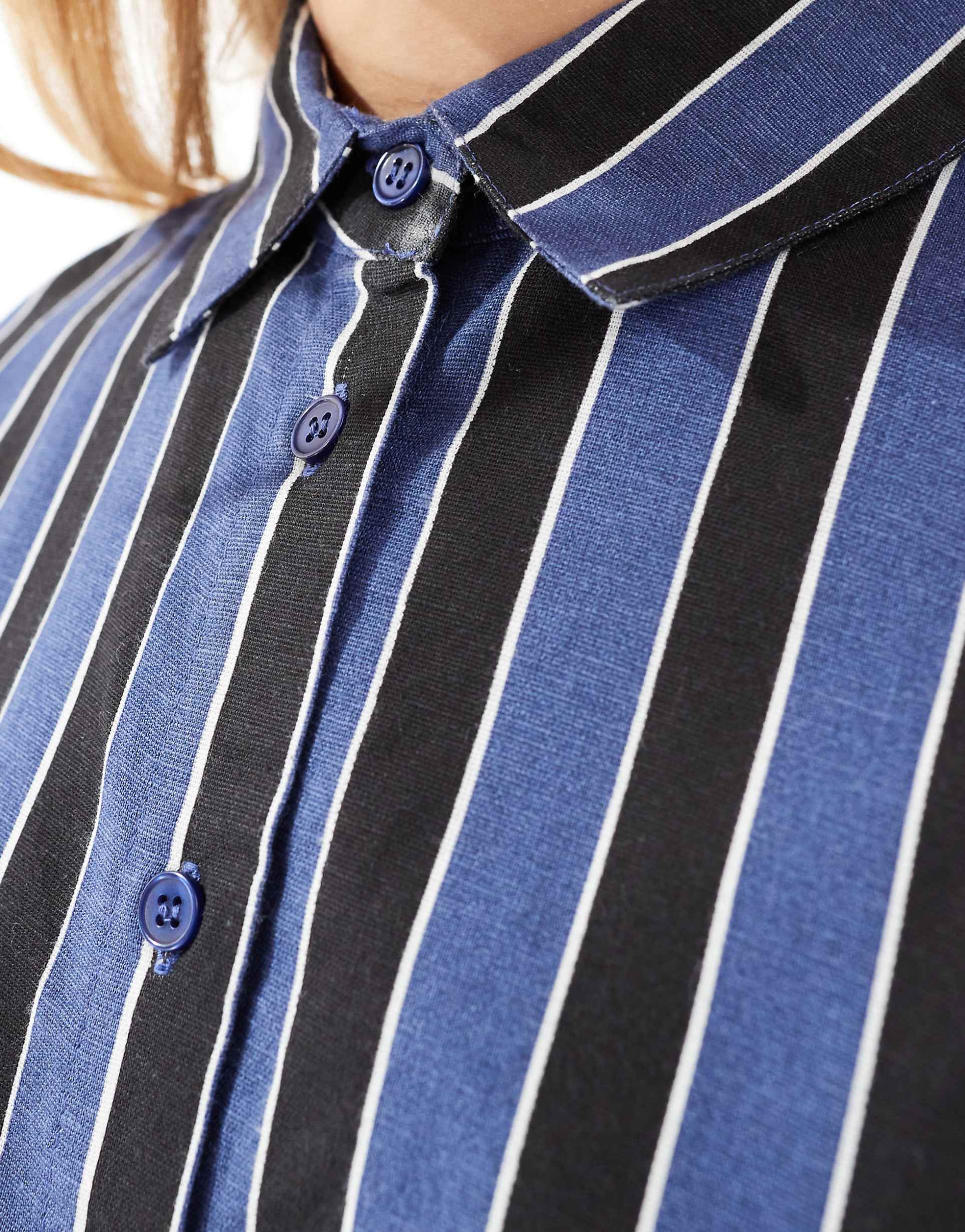 Women's Oversized Fit Spread Collar Shirt