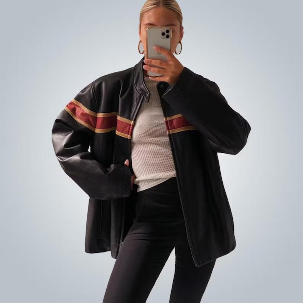 Rote Oversize-Lederjacke mit Streifen an Brust und Ärmeln für Damen